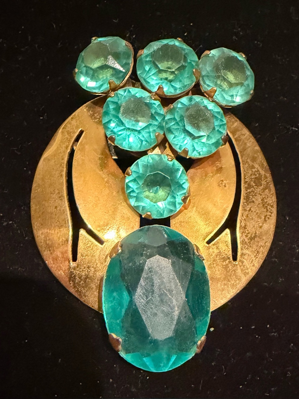 Vtg 1940s Retro Modern Seafoam Green Glass Grape Cluster Shield Brooch Pin 2.25”